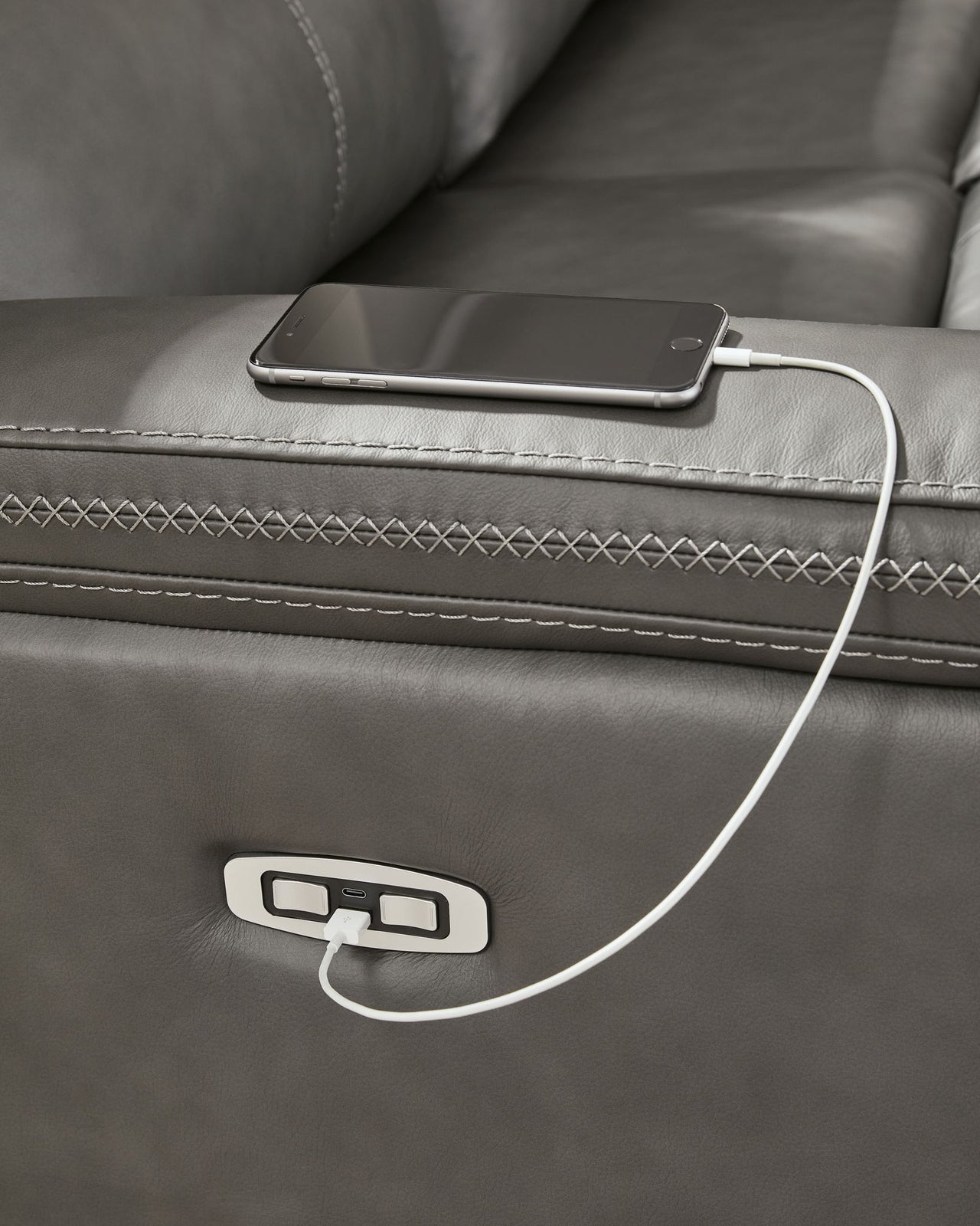 Bleckley - Reclining Sectional