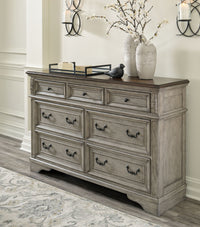 Lodenbay - Dresser - Antique Gray