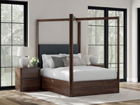 Dilenno - Canopy Bed